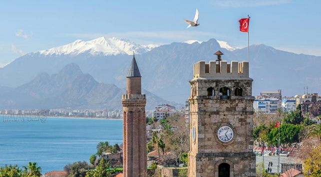 Antalya'da Gezilecek Yerler Antalya'da Gezilecek Yerler
