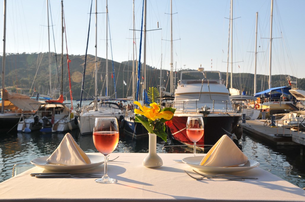Fethiye'de Nerede Yemek Yenir ? Fethiye'de Nerede Yemek Yenir ?