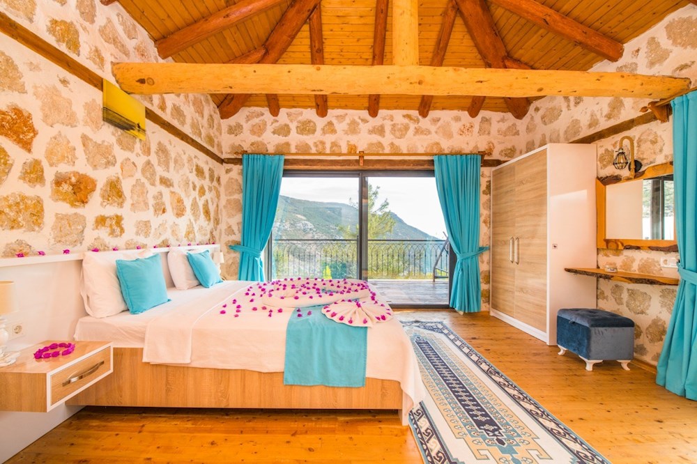 Villa Naif, Jakuzili Balayı Villası Hellovillam
