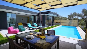 Villa Amadora Villa Amadora
