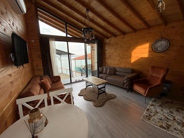 Villa lake house Villa lake house