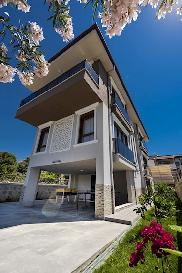 Villa Latos Villa Latos