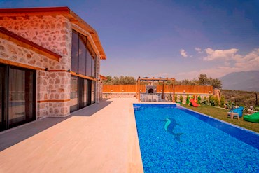 Villa Semi Villa Semi