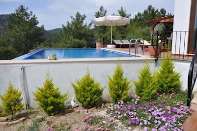 VİLLA İZTUZU