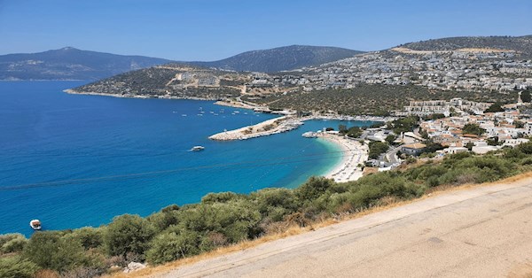 Kalkan Halk Plajı