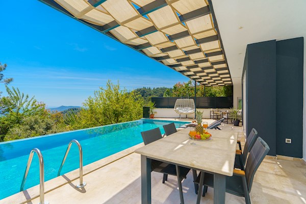 Villa Elara-2