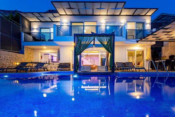 Villa Liora