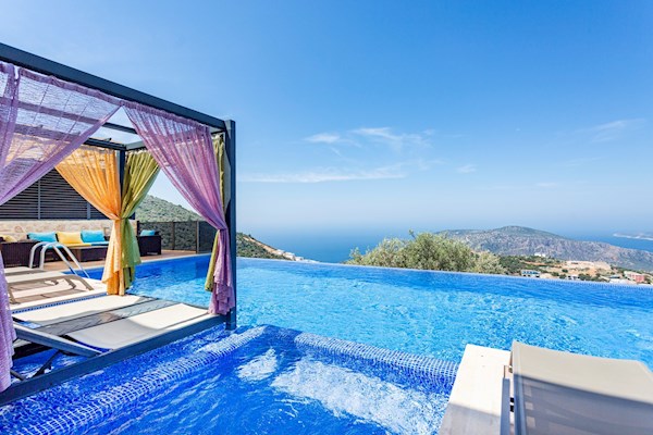 Villa Liora