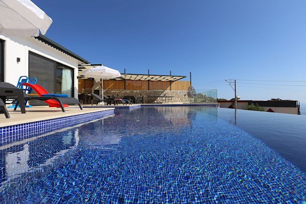 Villa Mandevilla