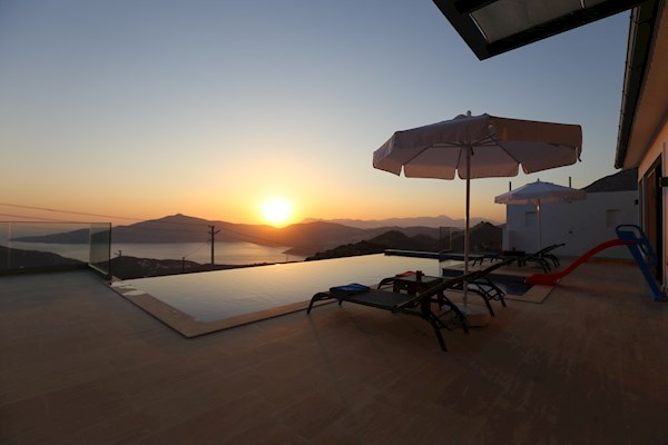 Villa Mandevilla