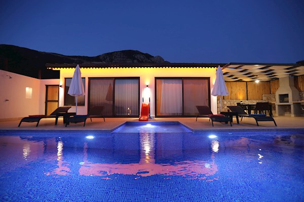 Villa Mandevilla